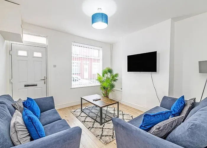 Serviced Accommodation 2 Bedroom Holiday House